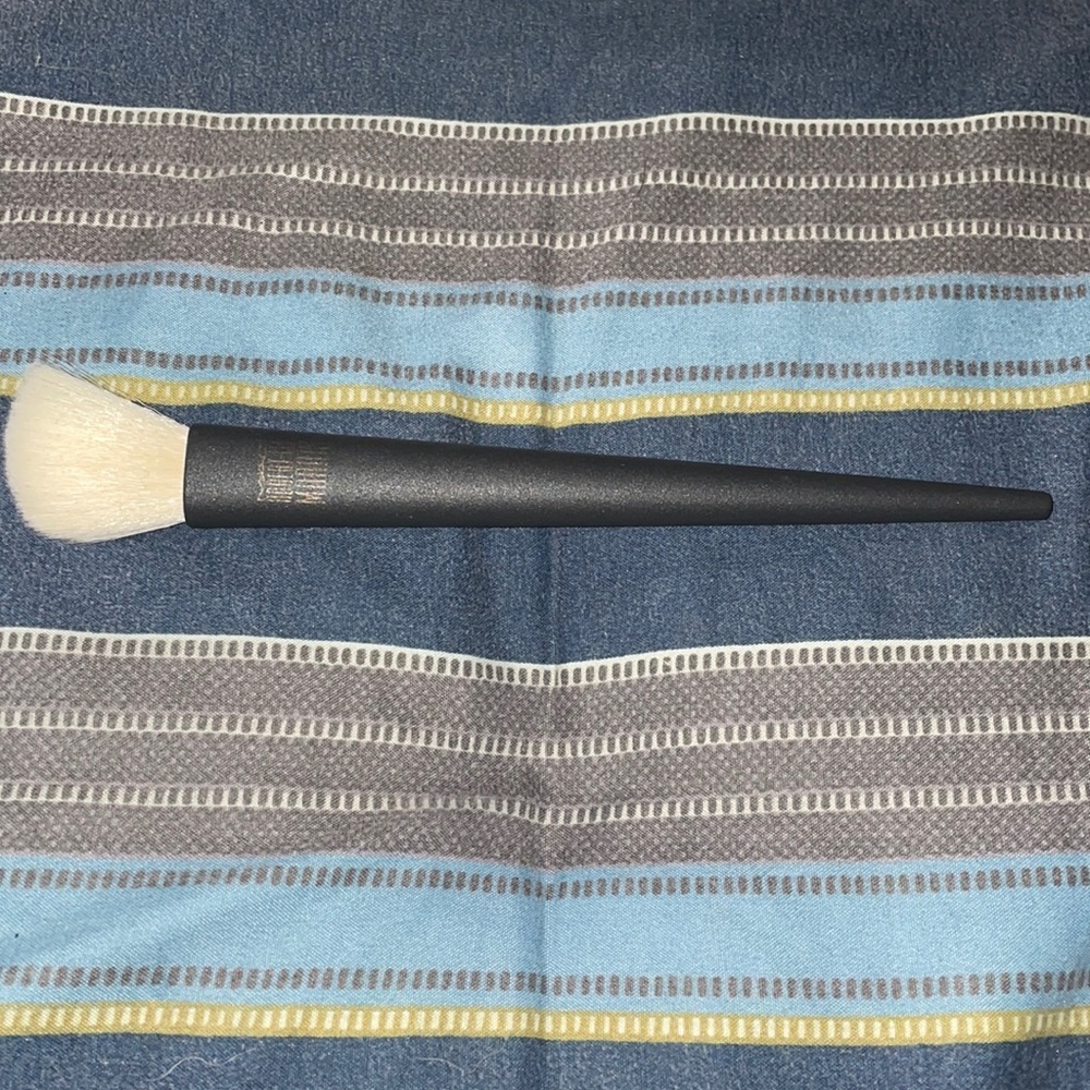 MAC x Robert Lee Morris Large Angled Contour Brush